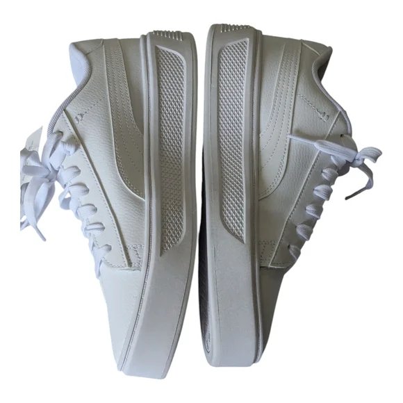 Puma Women's White Sneakers. UK-6, EUR-39, US/CAN- 8.5. New - Picture 8 of 9